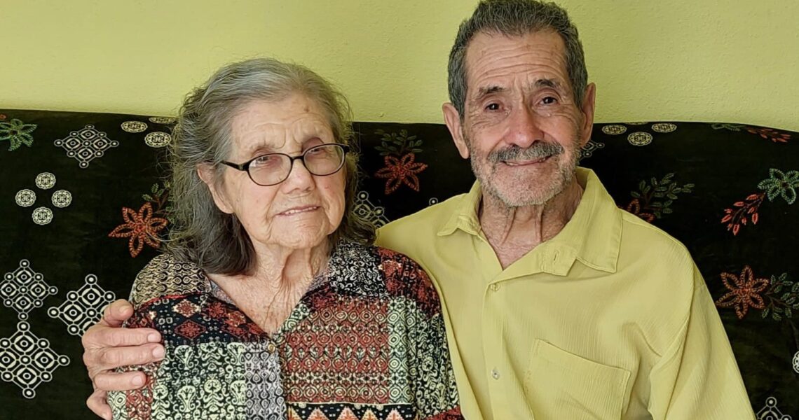 CASARAM, CONSTITUIRAM FAMÍLIA JUNTOS, CUIDARAM JUNTOS E MORRERAM JUNTOS