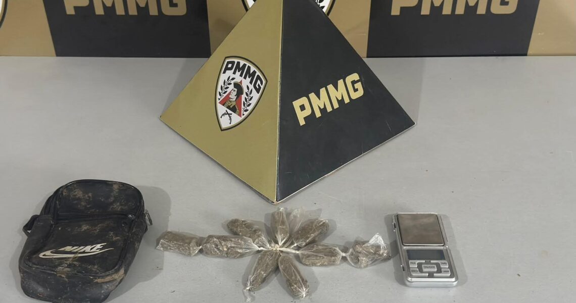 POLÍCIA MILITAR APREENDE ADOLESCENTE E DROGAS DURANTE AÇÃO EM DIVINO