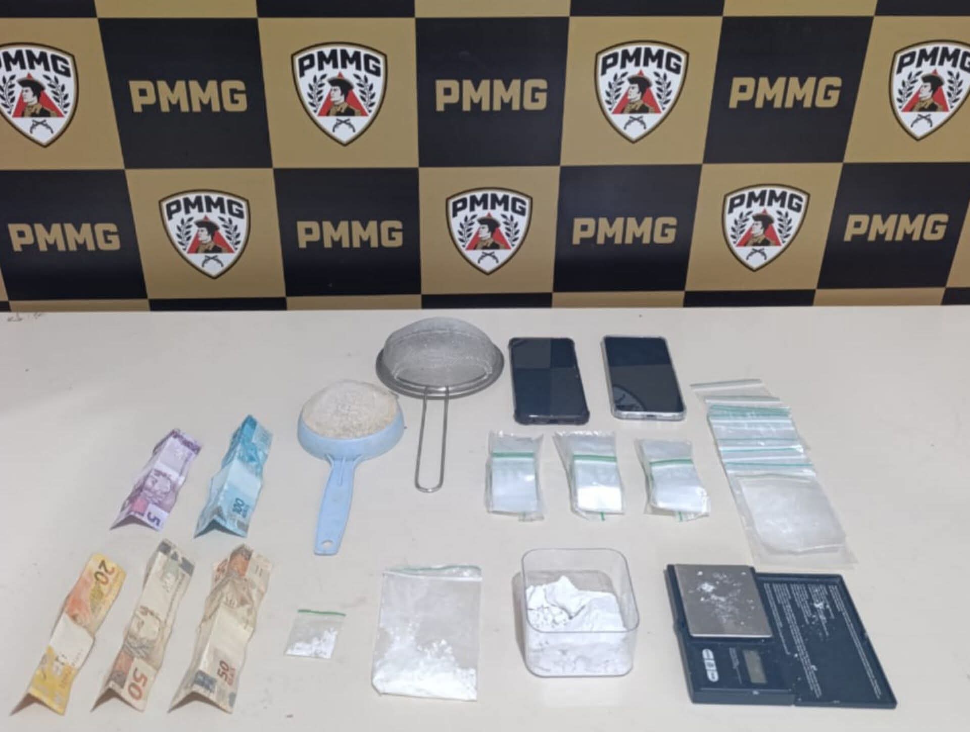 PMMG SEGUE FIRME NO COMBATE AO TRÁFICO DE DROGAS EM CARANGOLA/MG