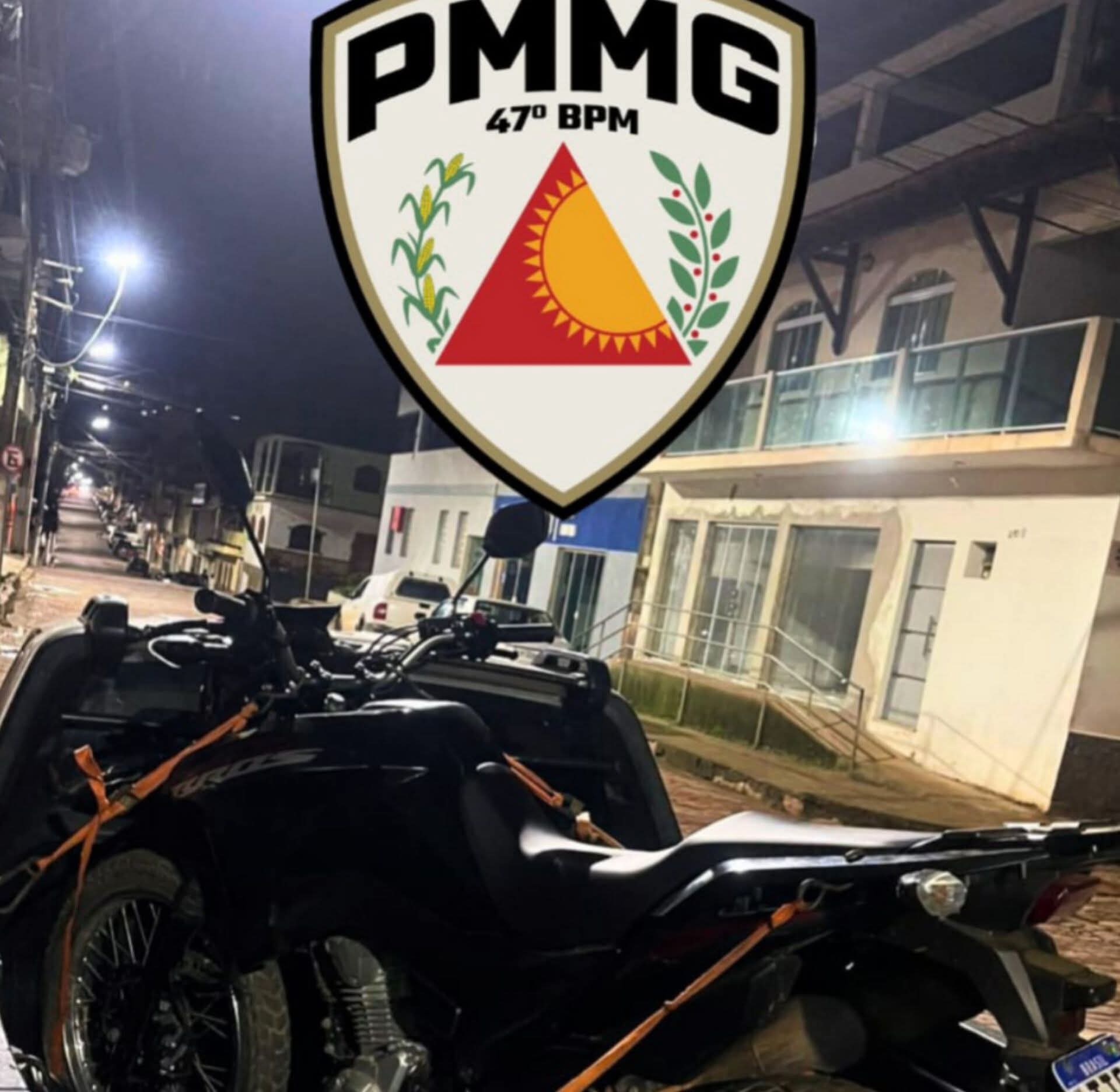 PMMG RECUPERA MOTOCICLETA ROUBADA E PRENDE AUTOR POR ADULTERAÇÃO VEICULAR E USO DE DOCUMENTO FALSO