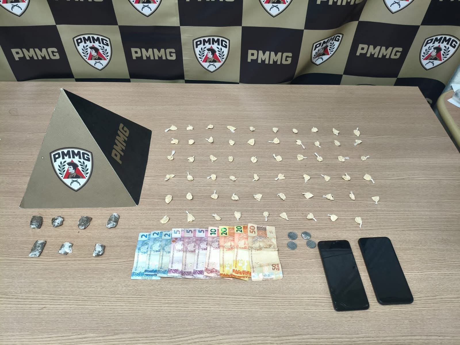 PM APREENDE DROGAS NO COLETY EM MURIAÉ