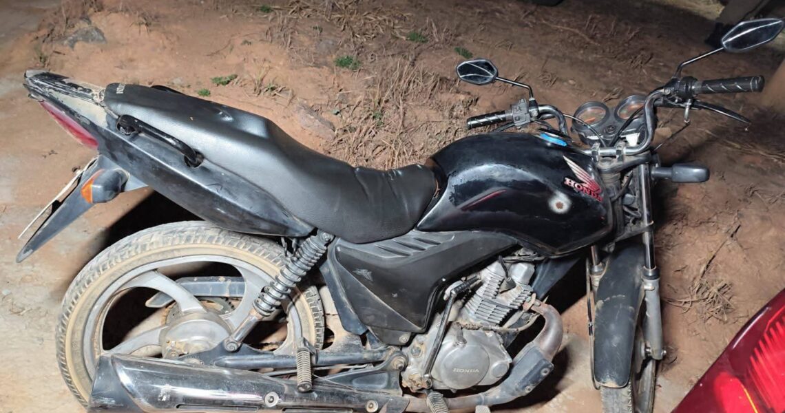 TECNOLOGIA E AÇÃO RÁPIDA DA PMMG FRUSTRAM FURTO EM MURIAÉ; MOTOCICLETA É RECUPERADA