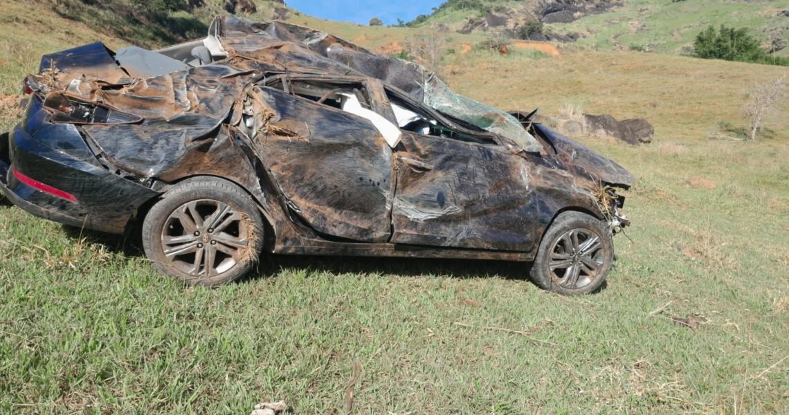 GRAVE ACIDENTE PRÓXIMO A CARANGOLA/MG RESULTA EM DUAS VÍTIMAS FATAIS NA RODOVIA BR 482