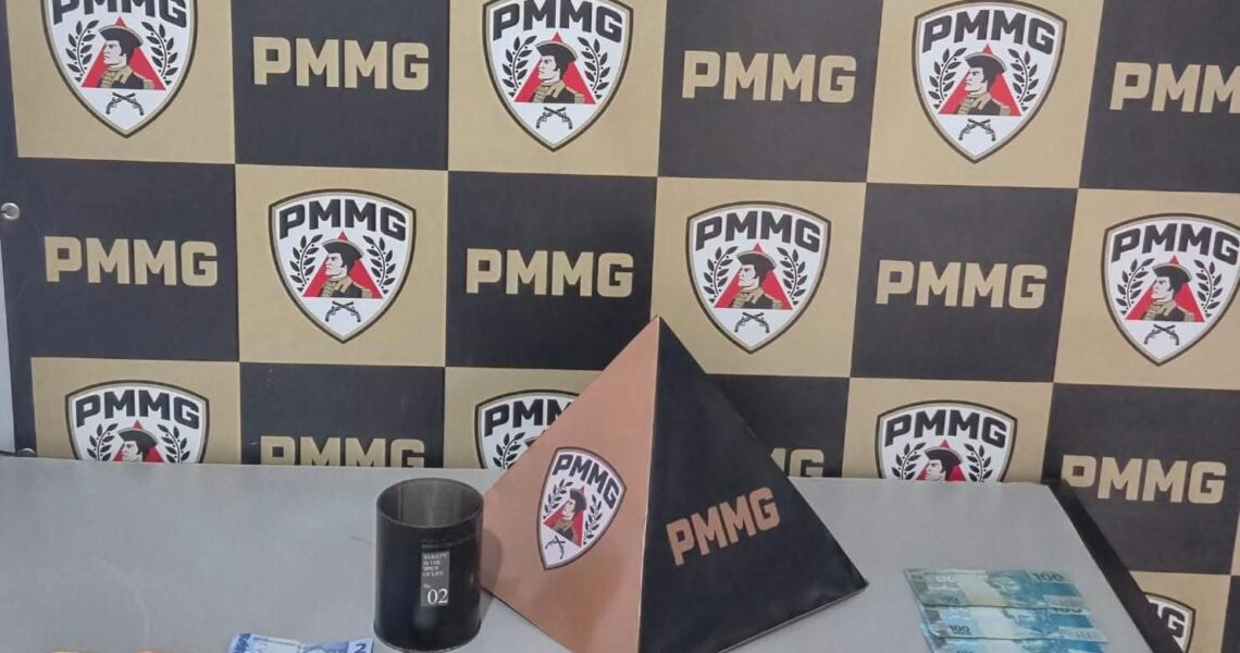 PM REALIZA OPERAÇÃO DE COMBATE AO TRÁFICO DE DROGAS E PRENDE INDIVÍDUO DE MIRAÍ