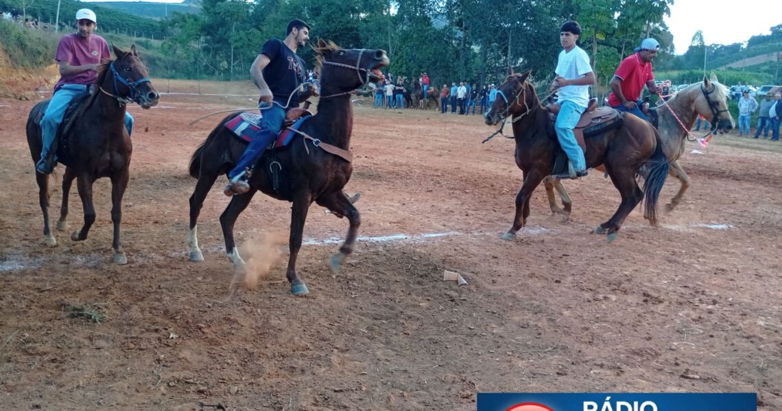 CAVALGADA NO RIBEIRÃO DO JORGE, EM FERVEDOURO RECEBEU GRANDE PÚBLICO