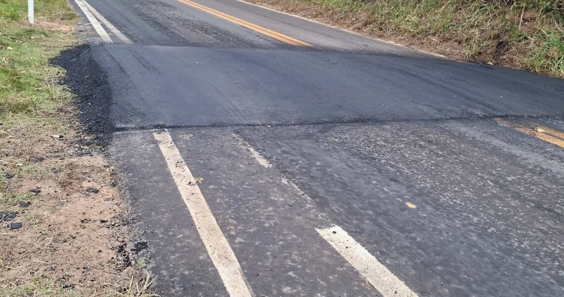 QUEBRA – MOLAS PROVOCAM DOIS ACIDENTES  NO PRIMEIRO DIA NO TREVO DE PONTE ALTA, NA 482