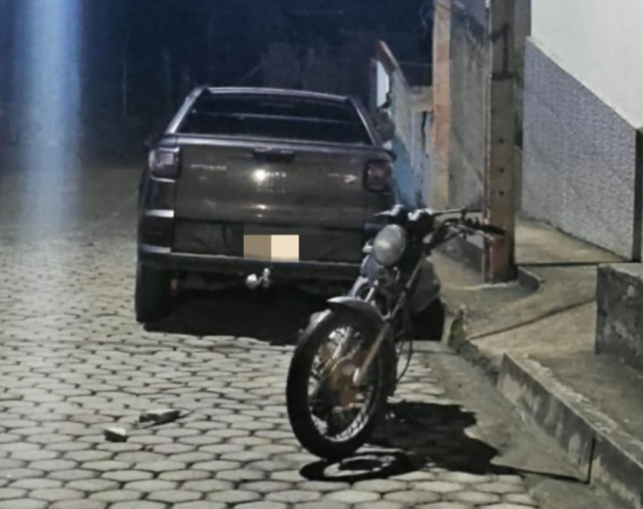 PMMG RECUPERA VEÍCULO CLONADO E APREENDE MOTOCICLETA ADULTERADA EM FERVEDOURO