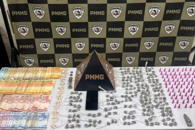 HOMEM É PRESO ACUSADO DE TRÁFICO DE DROGAS EM MURIAÉ NO SANTA TEREZINHA