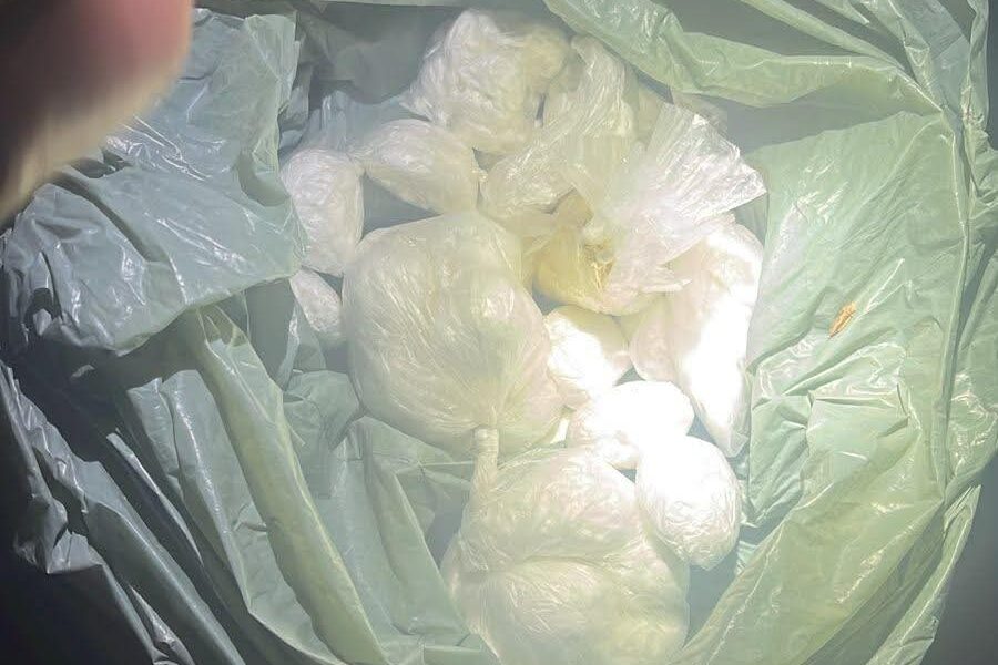 PM APREENDE DROGAS NO BAIRRO PADRE TIAGO EM MURIAÉ
