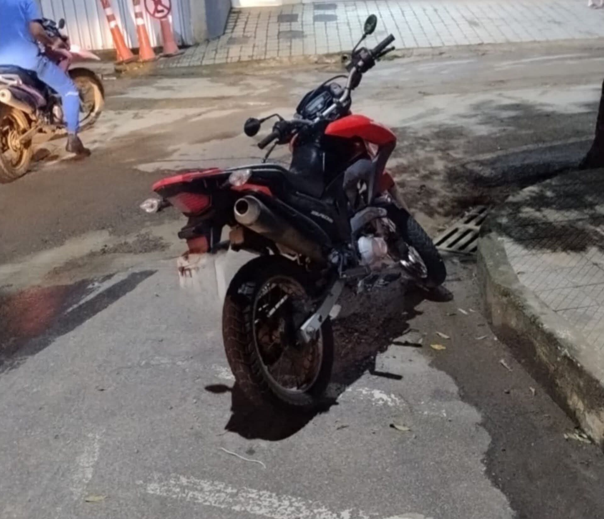 PMMG IDENTIFICA AUTOR DE FURTO E RECUPERA MOTOCICLETA EM MURIAÉ